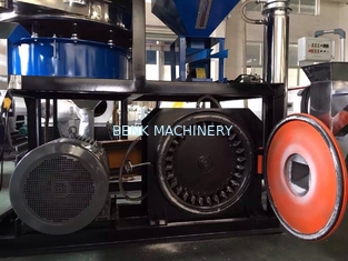 Hohe Leistungsfähigkeits-Turbo-Art PVC-Pulverizer-Maschine für PVC-Schaum-Brett Miller